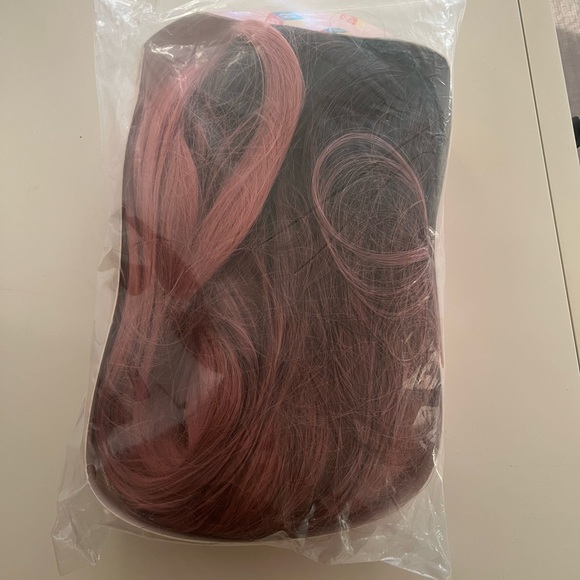 Pink Ombré long wig - Picture 2 of 3